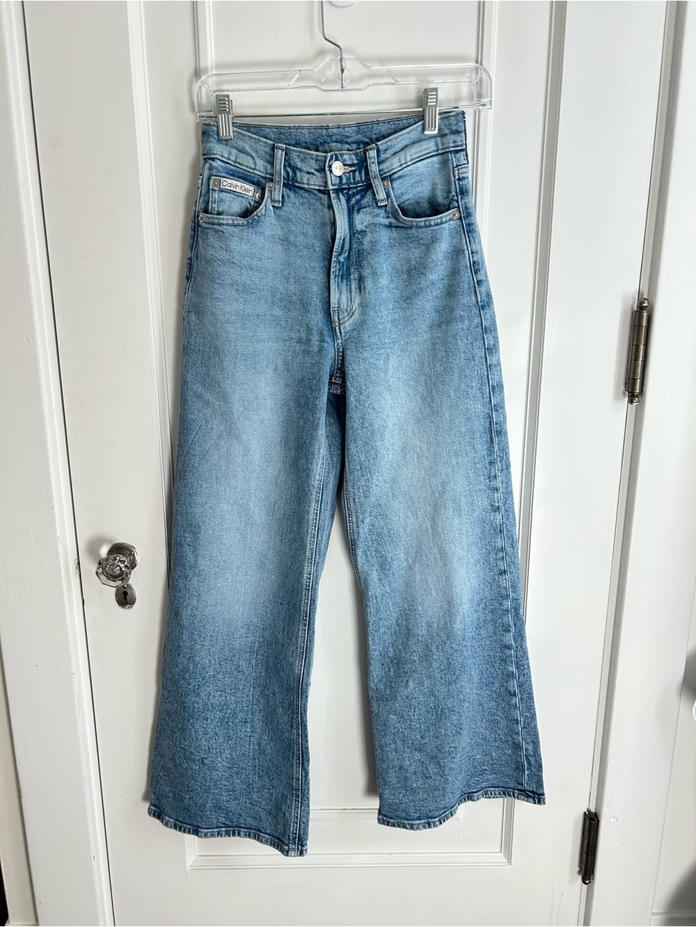 Calvin Klein Woman’s Medium Wash Wide-Leg High-Rise Jeans Size 25